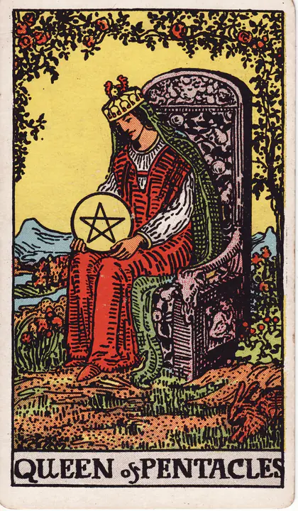 Королева Пентаклей (Queen of Pentacles) — карта Таро колоды Уэйта-Смит