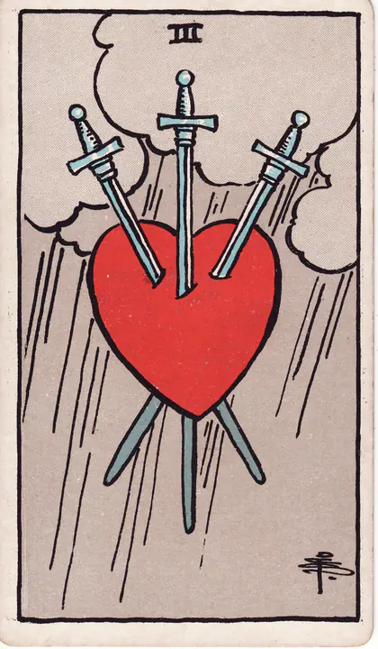 Тройка Мечей (Three of Swords) — карта Таро колоды Уэйта-Смит