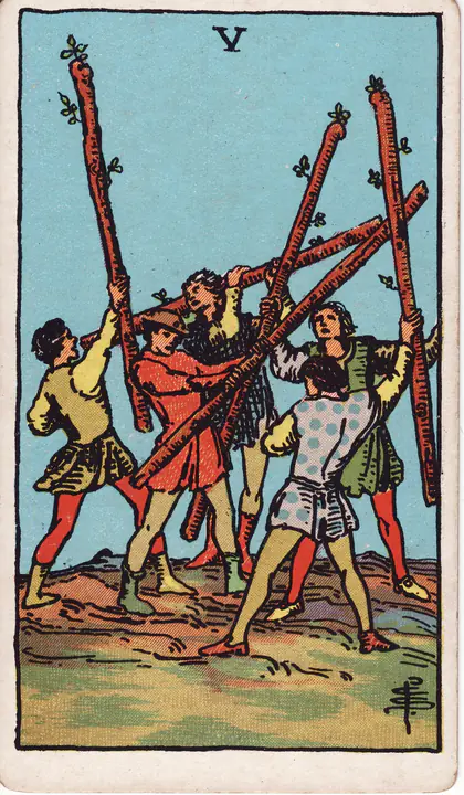 Пятёрка Жезлов (Five of Wands) — карта Таро колоды Уэйта-Смит